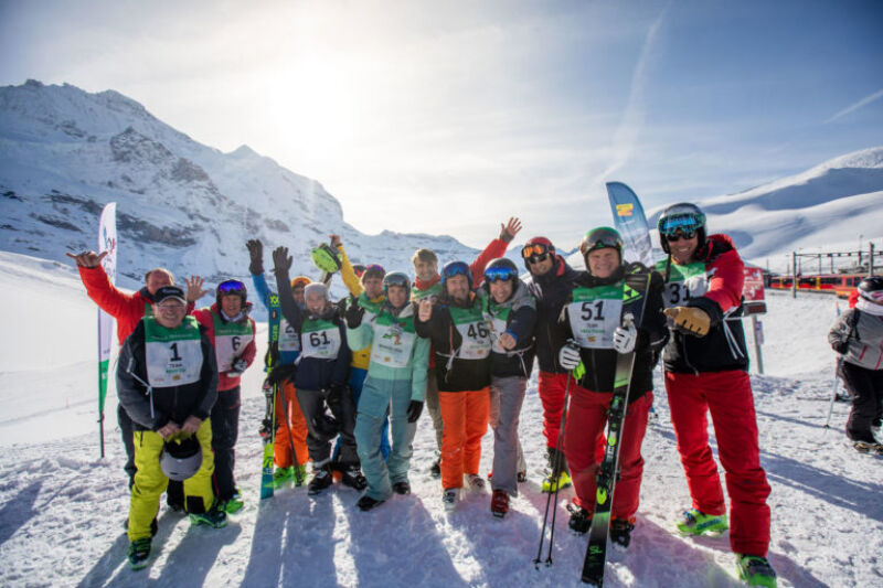 Freude herrscht Ski4 Kids Teamleader Gruppenbild 768x512